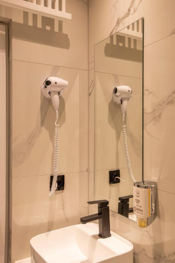 Plaza Boutique Hotel Priştine Dış mekan fotoğraf